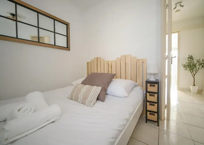 Apartamento T2 Label Piscine Proche Parking *